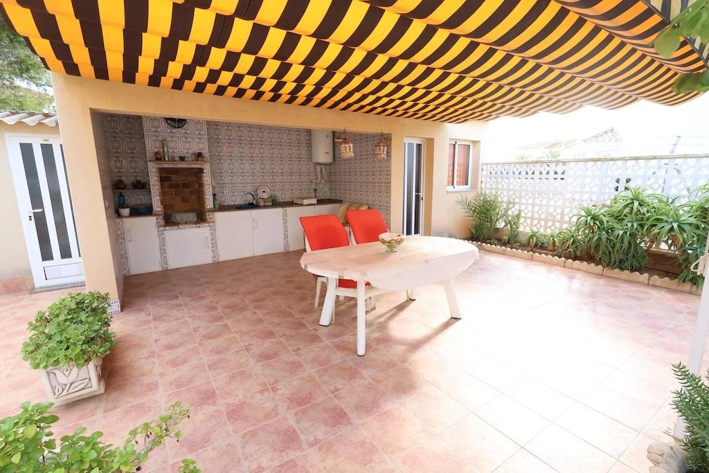 Villa til salg i Orihuela Costa