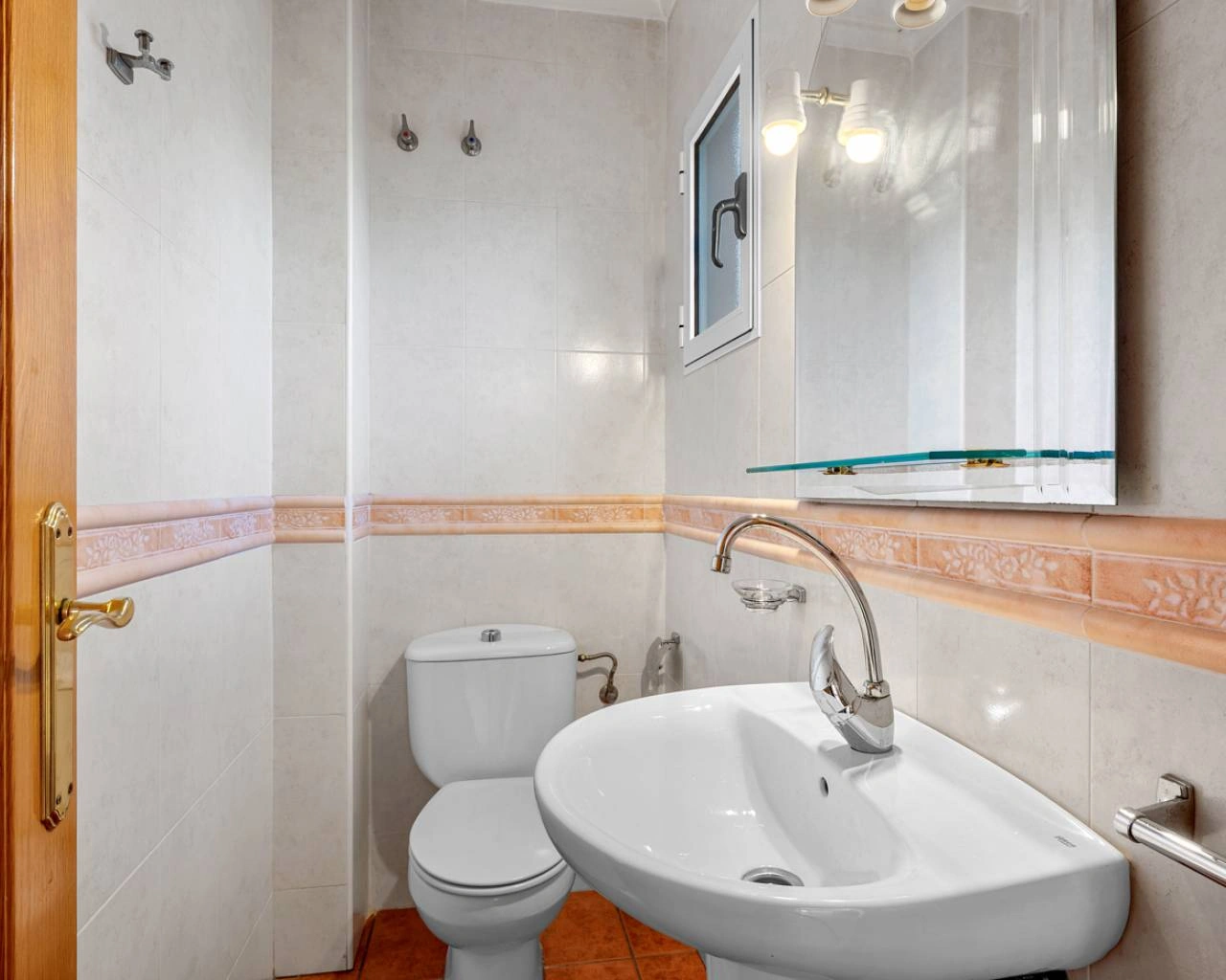 Finca for sale in Los Montesinos