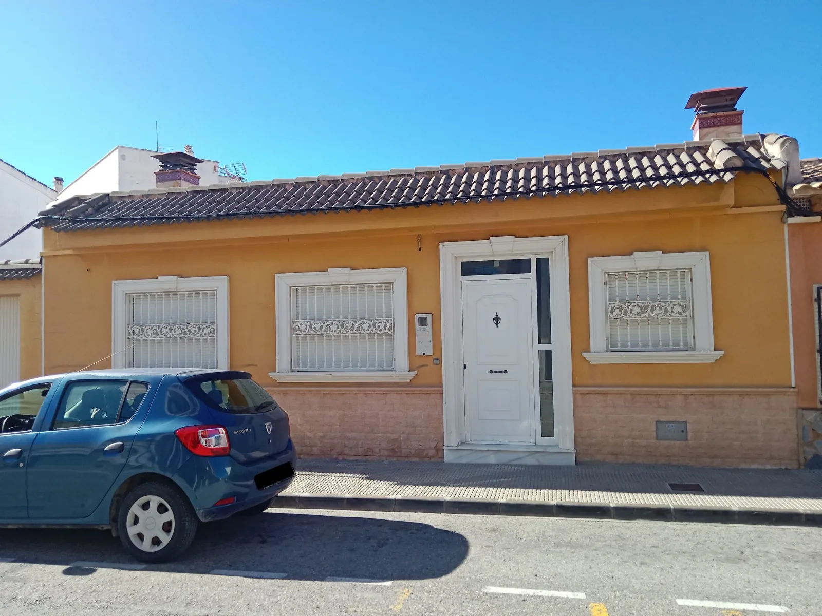 Casa adosada en venta en Los Montesinos
