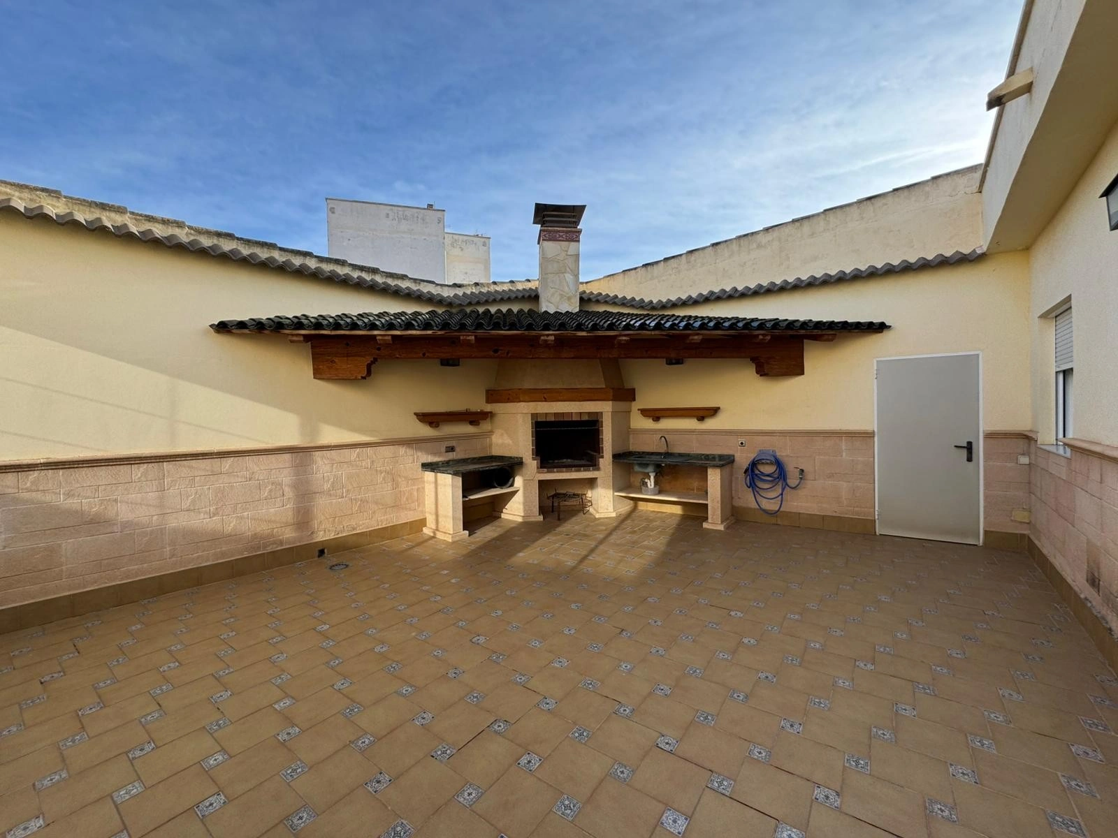 Casa adosada en venta en Los Montesinos
