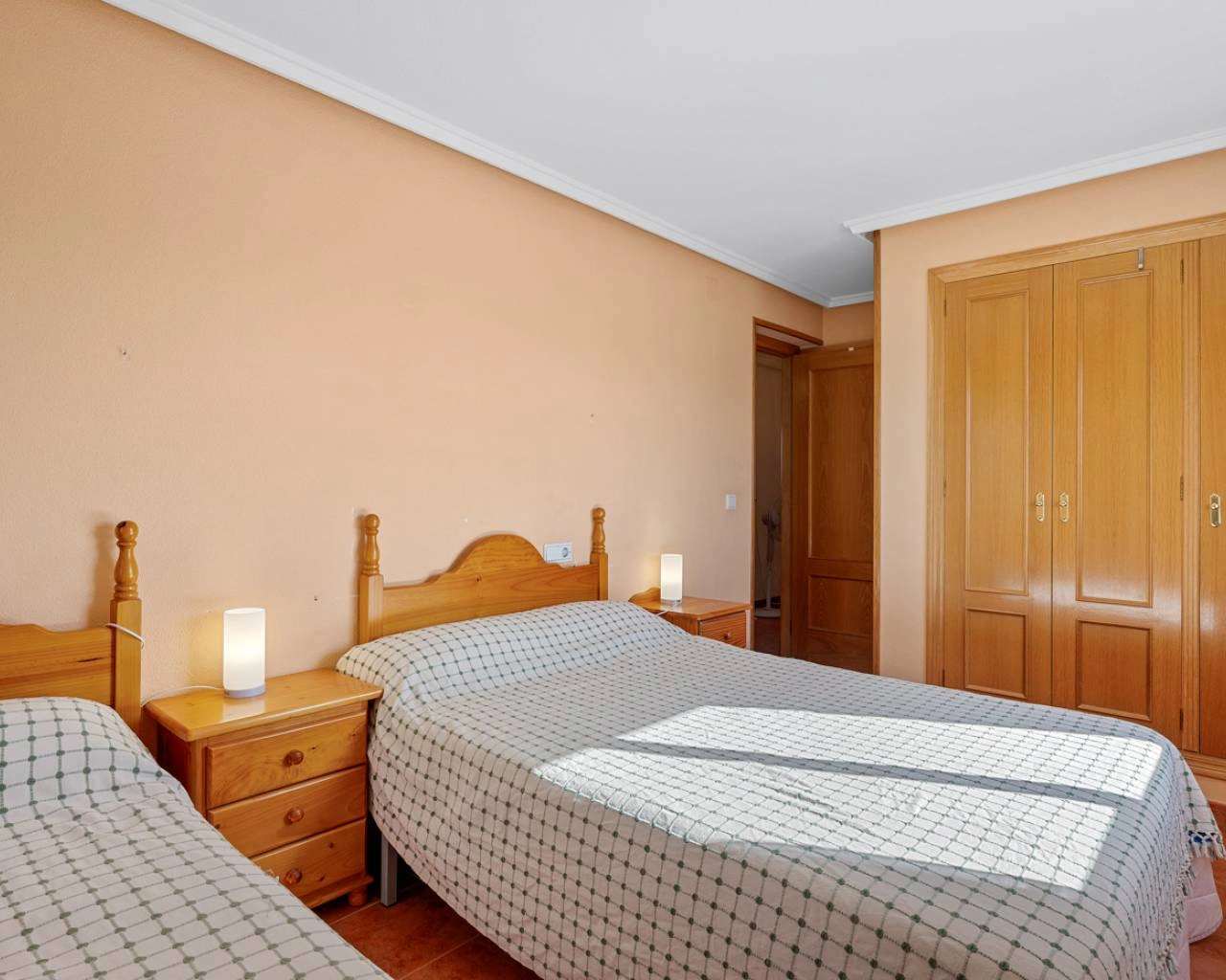 Finca for sale in Los Montesinos