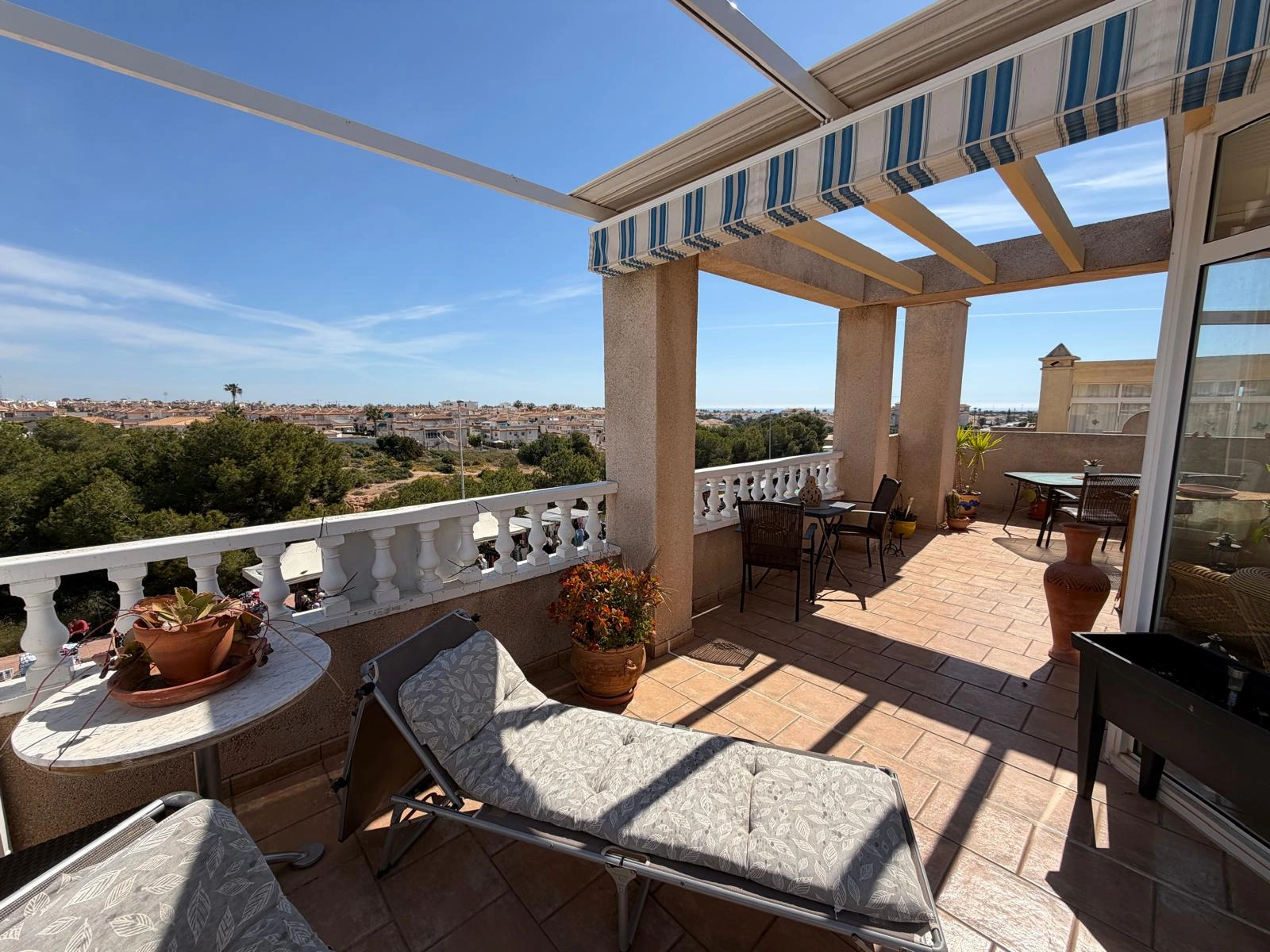 Penthouse for sale in Playa Flamenca