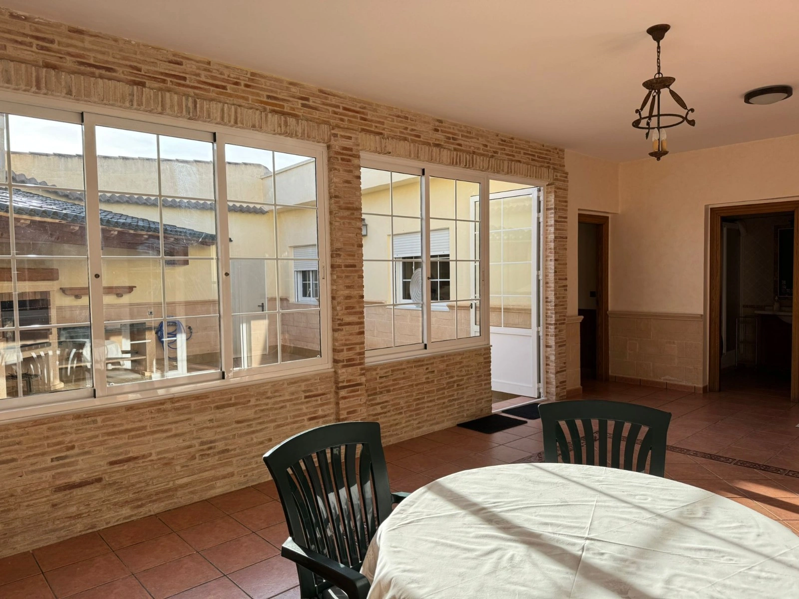 Casa adosada en venta en Los Montesinos