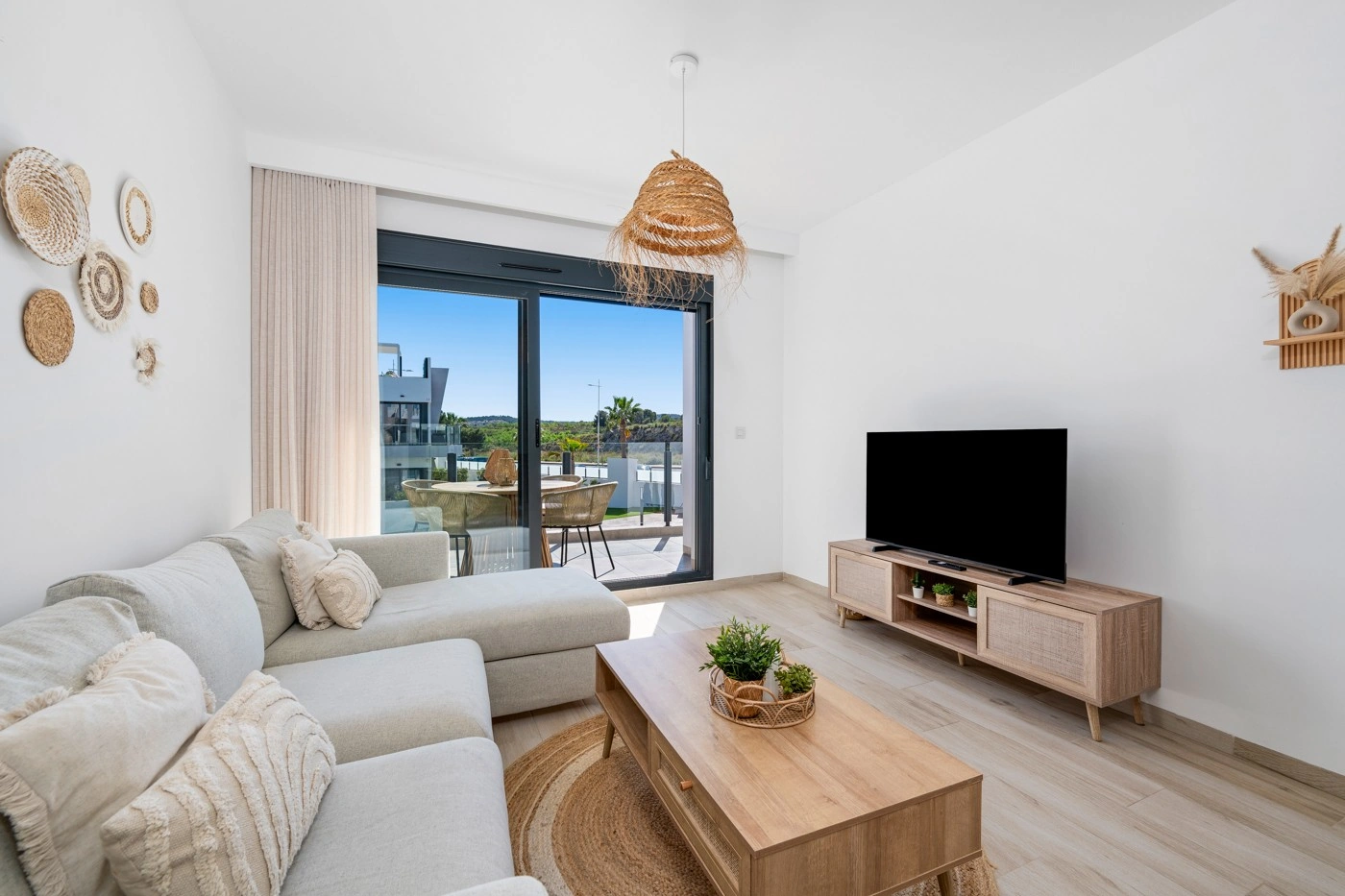 Flat for sale in San Miguel De Salinas