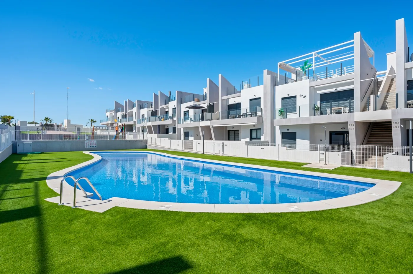 Flat for sale in San Miguel De Salinas