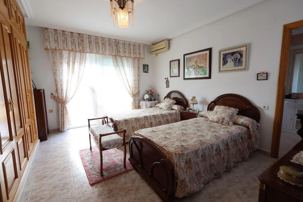 Villa til salg i Orihuela Costa