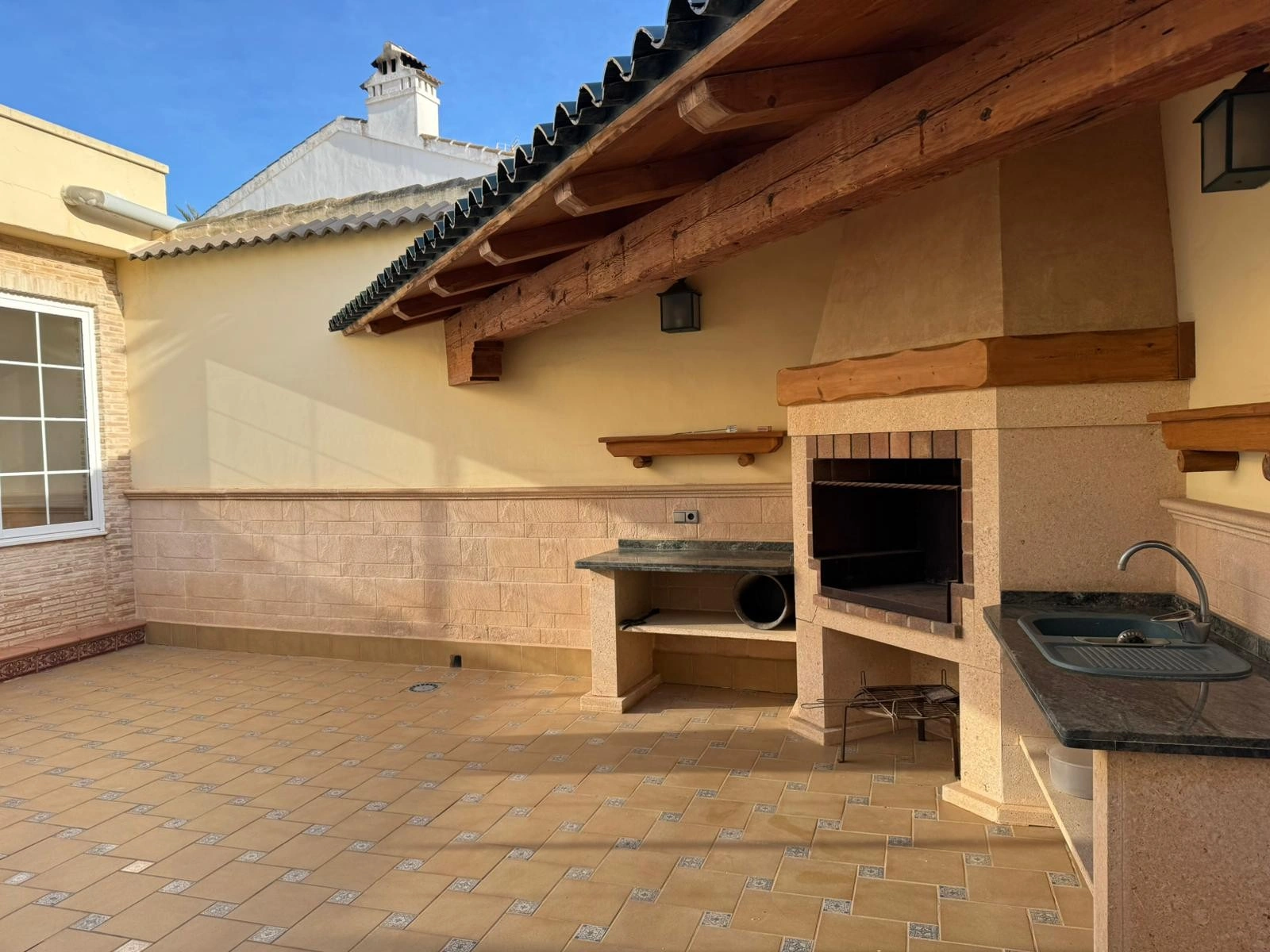 Casa adosada en venta en Los Montesinos