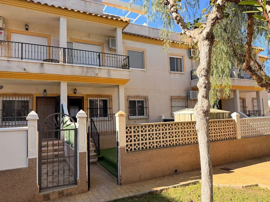 Bungalow til salg i Orihuela Costa
