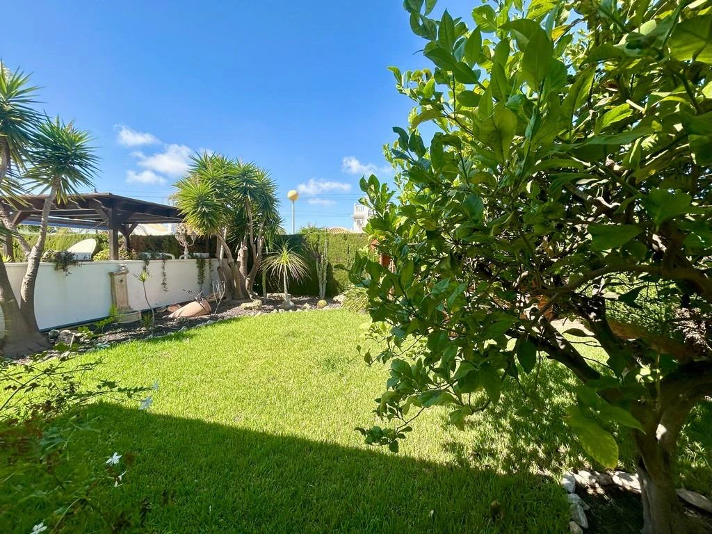 Villa for sale in Orihuela Costa