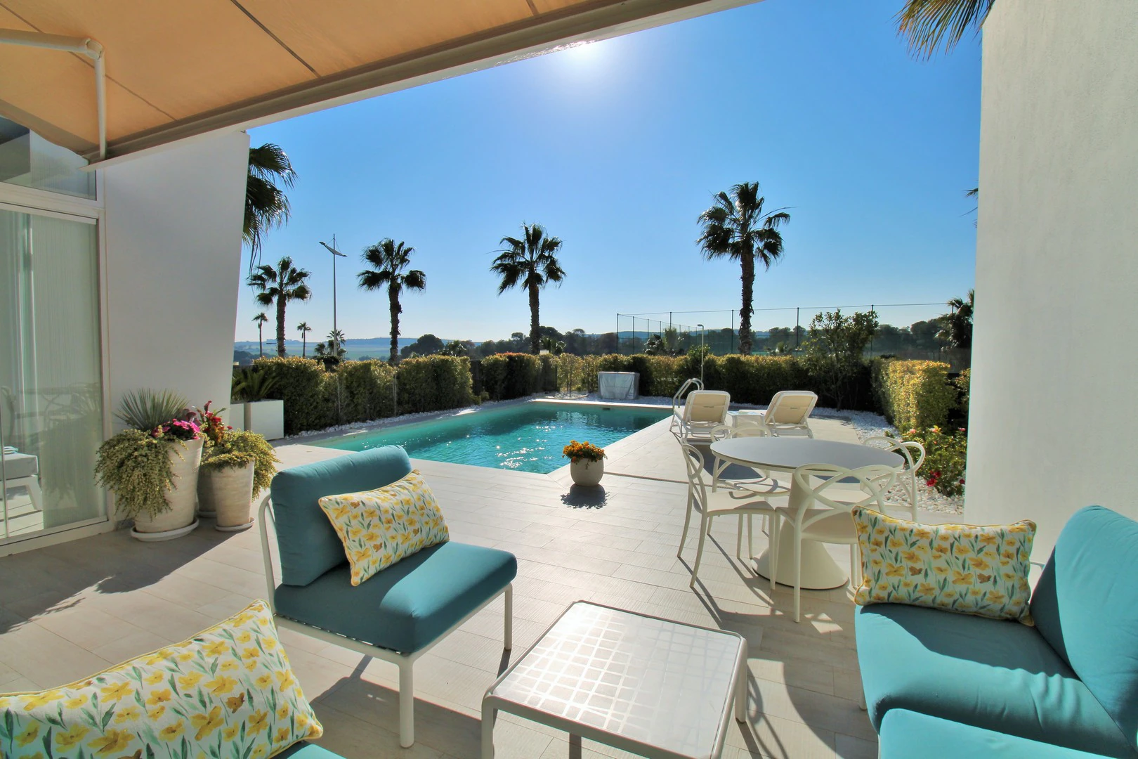 Villa for sale in Algorfa