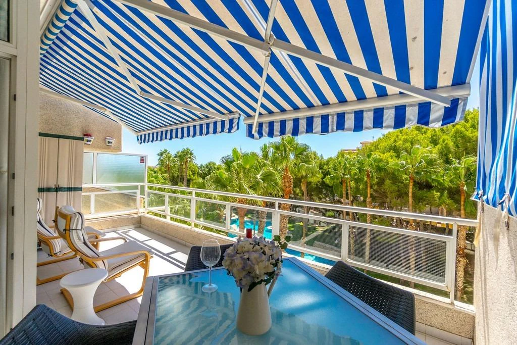 Flat for sale in Dehesa De Campoamor