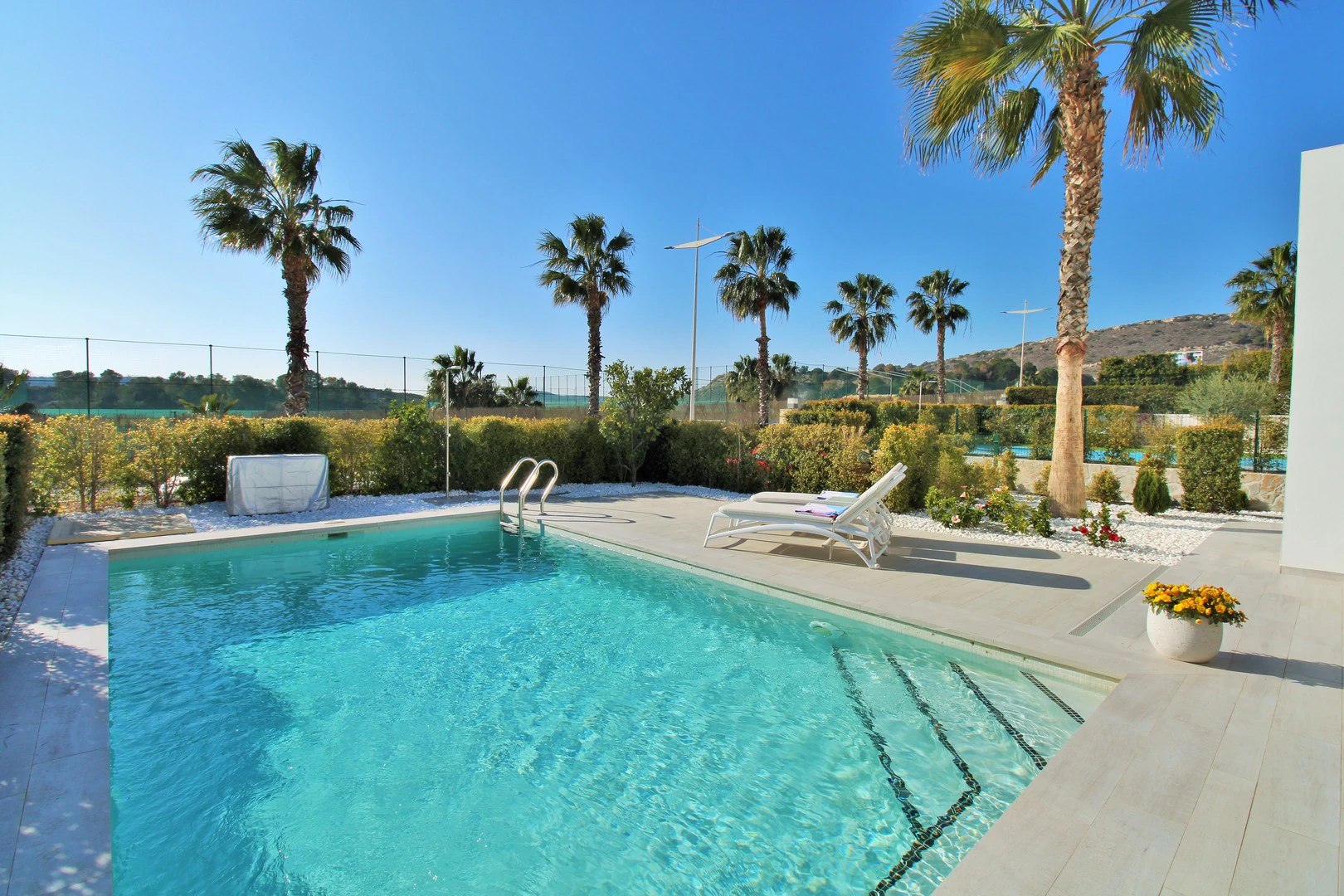 Villa for sale in Algorfa