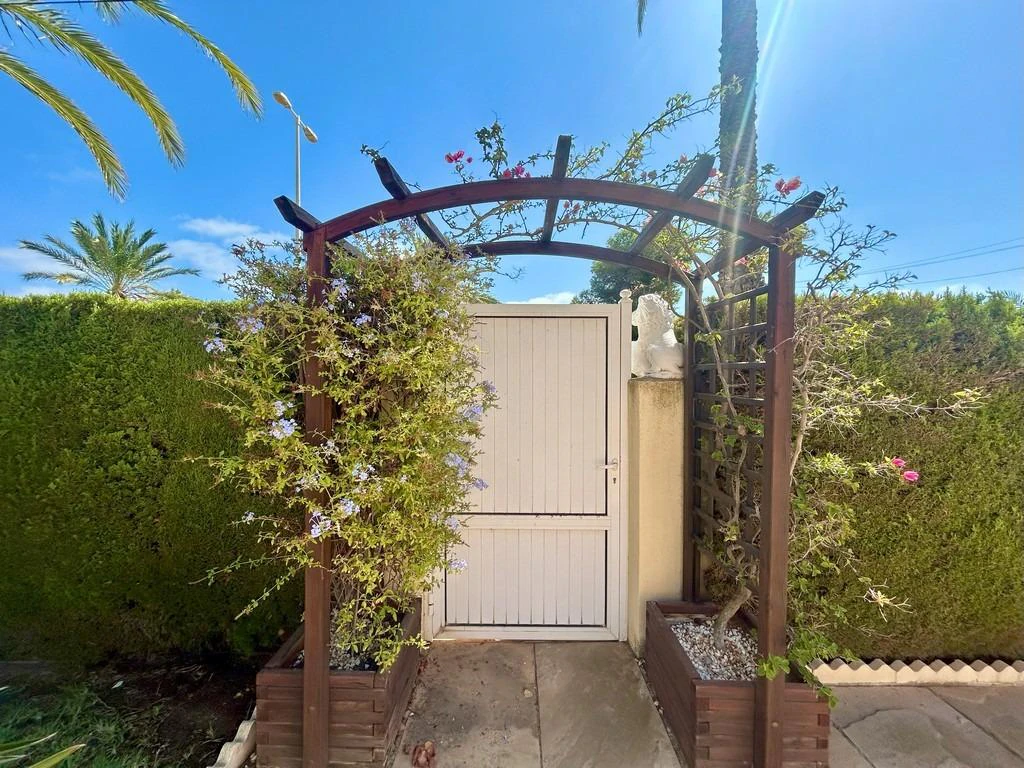 Villa for sale in Orihuela Costa