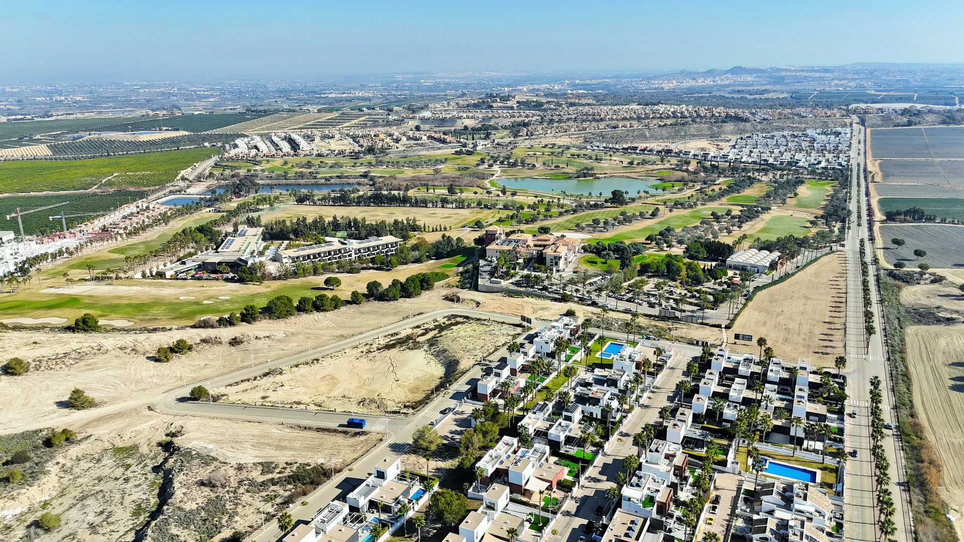 Villa for sale in Algorfa