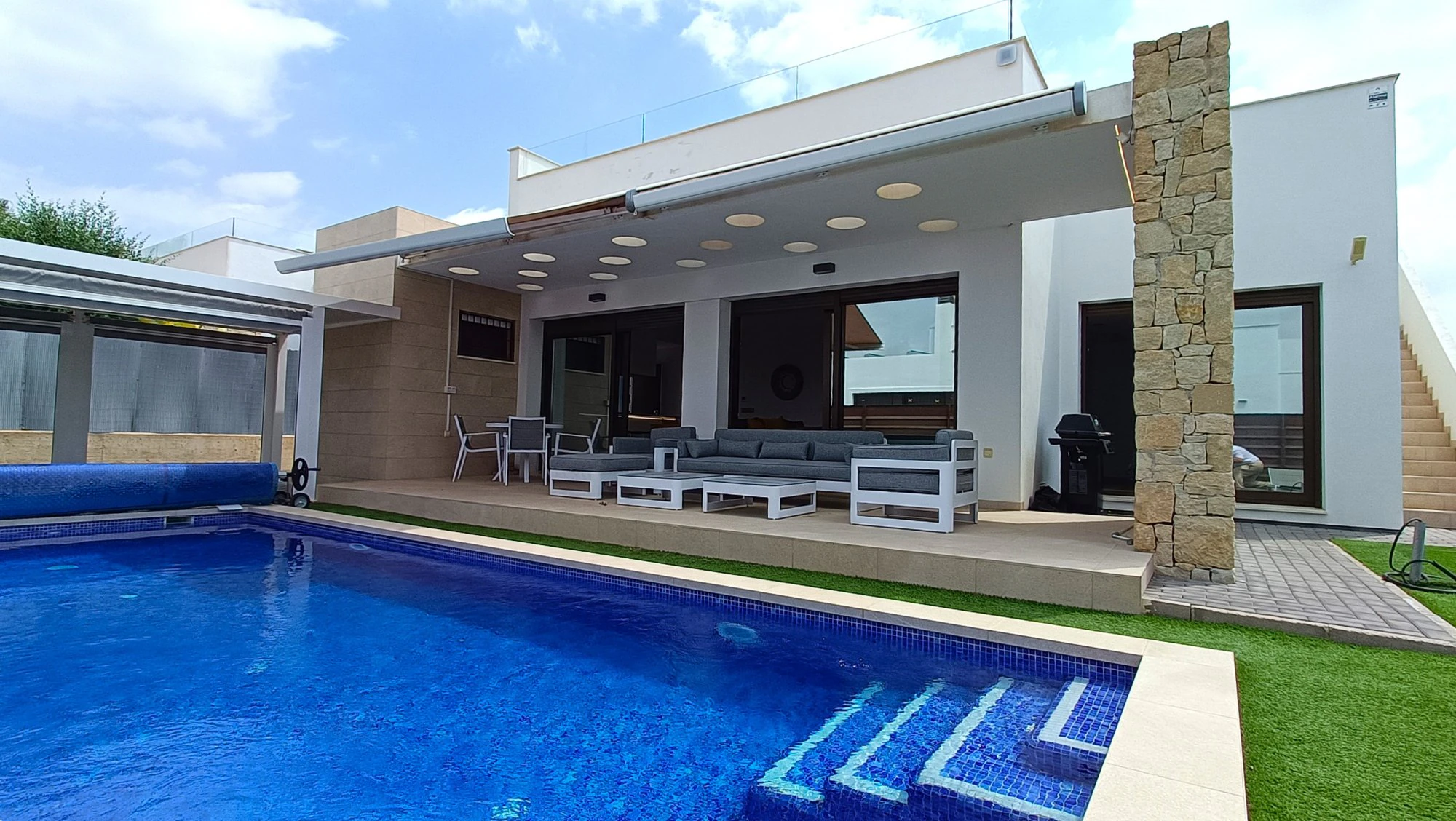 Villa for sale in Vistabella Golf