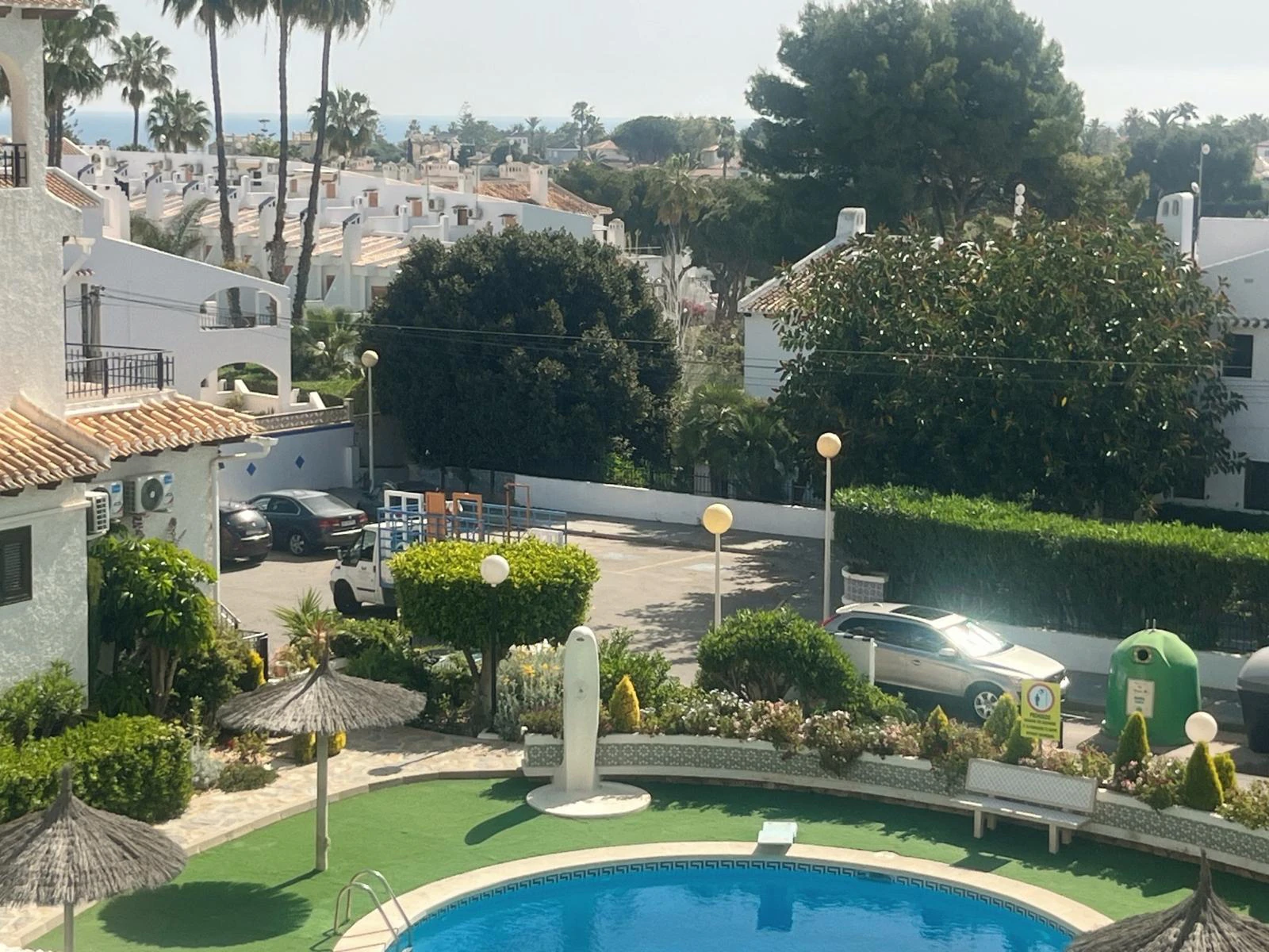 Cabo Roig Beachside Apartment walking to beach
