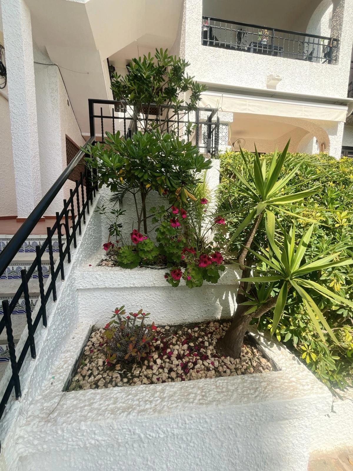 Cabo Roig Beachside Apartment walking to beach