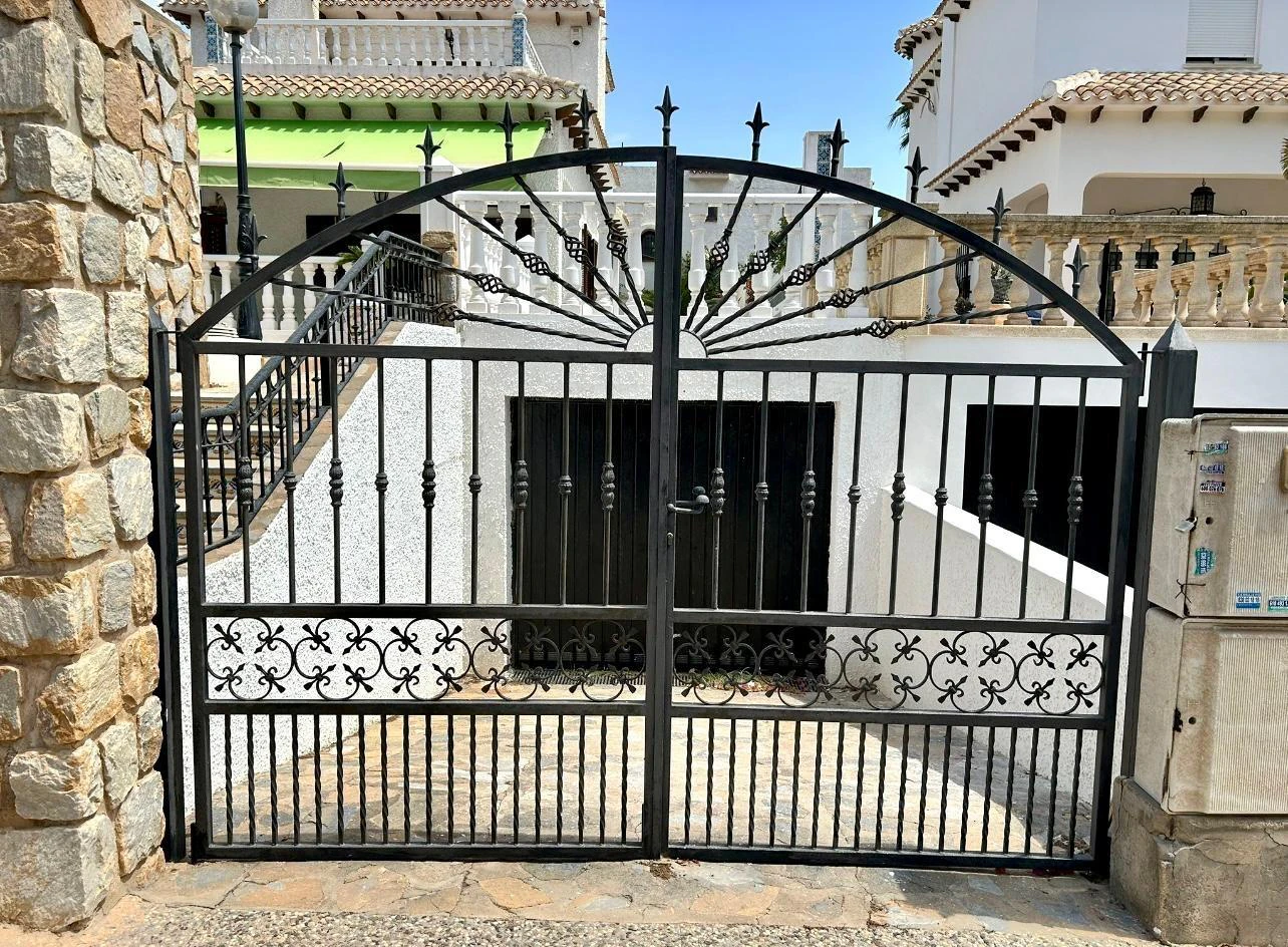 Villa à la vente à Orihuela Costa