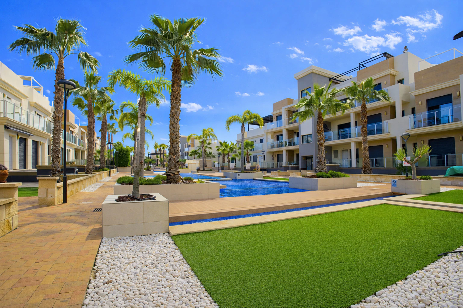 Casa adosada en venta en Orihuela Costa