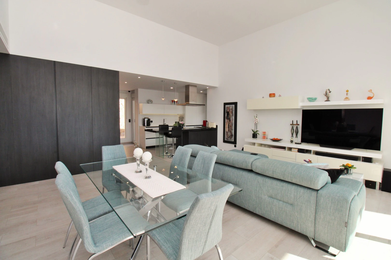 Villa for sale in Algorfa