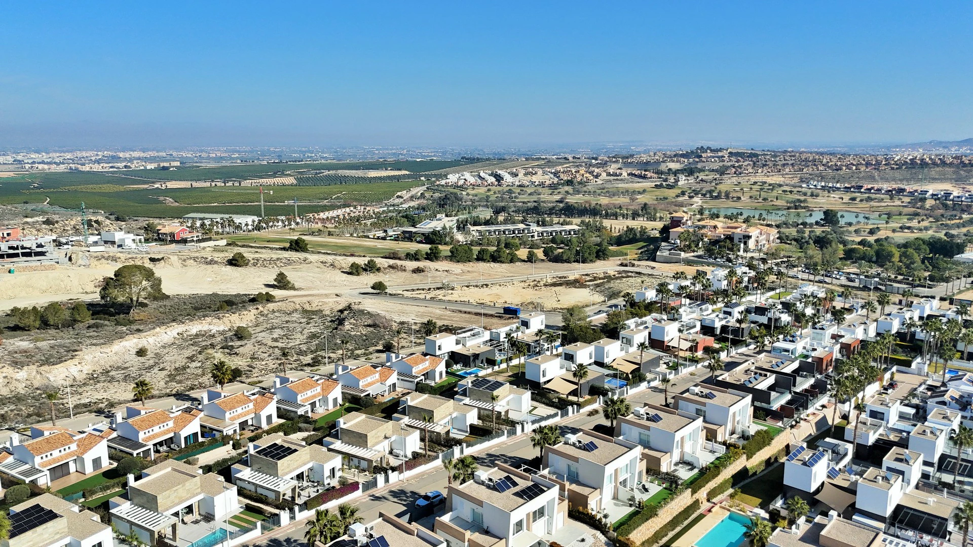 Villa for sale in Algorfa