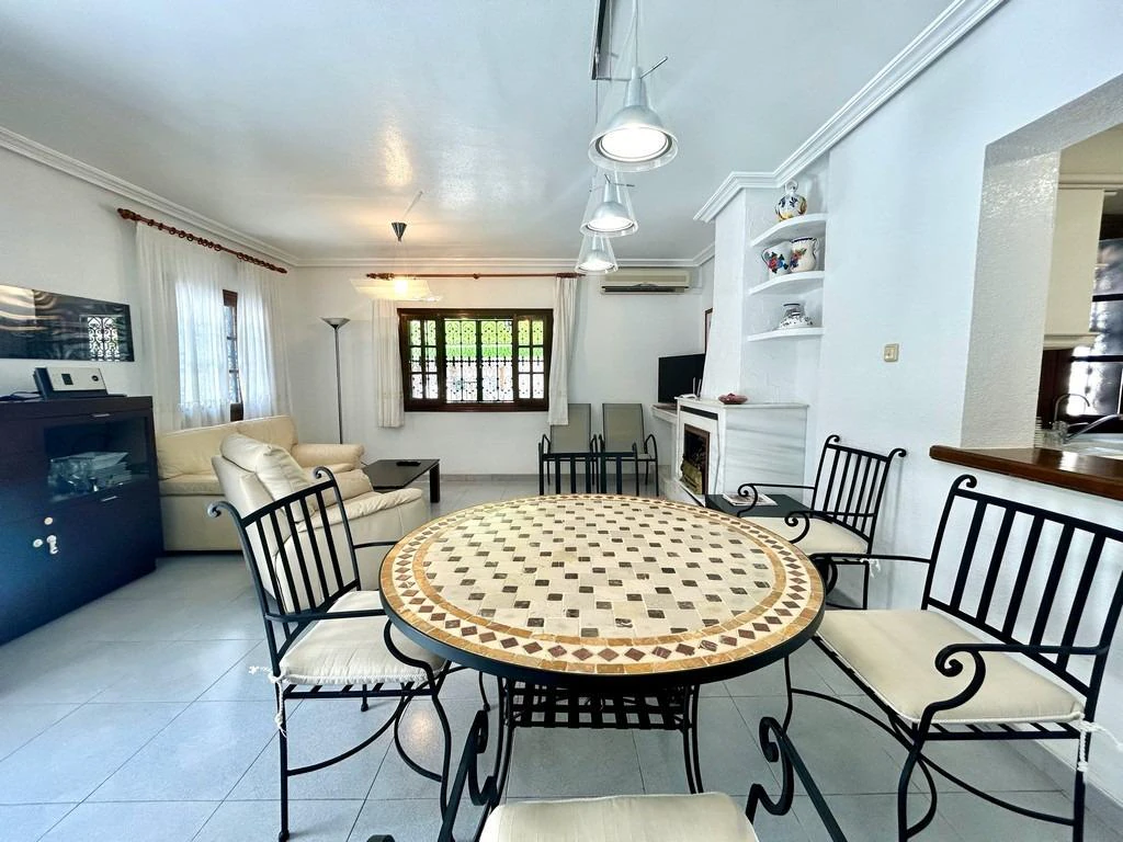 Villa à la vente à Orihuela Costa