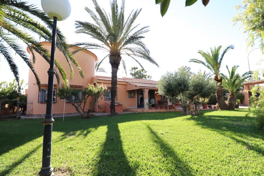 Villa te verkoop in Torrevieja