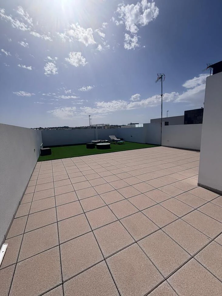 Villa til salg i Villamartin