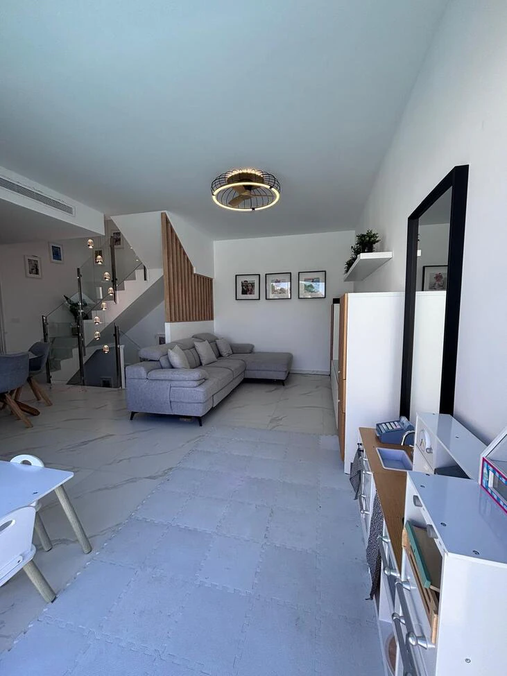 Villa til salg i Villamartin