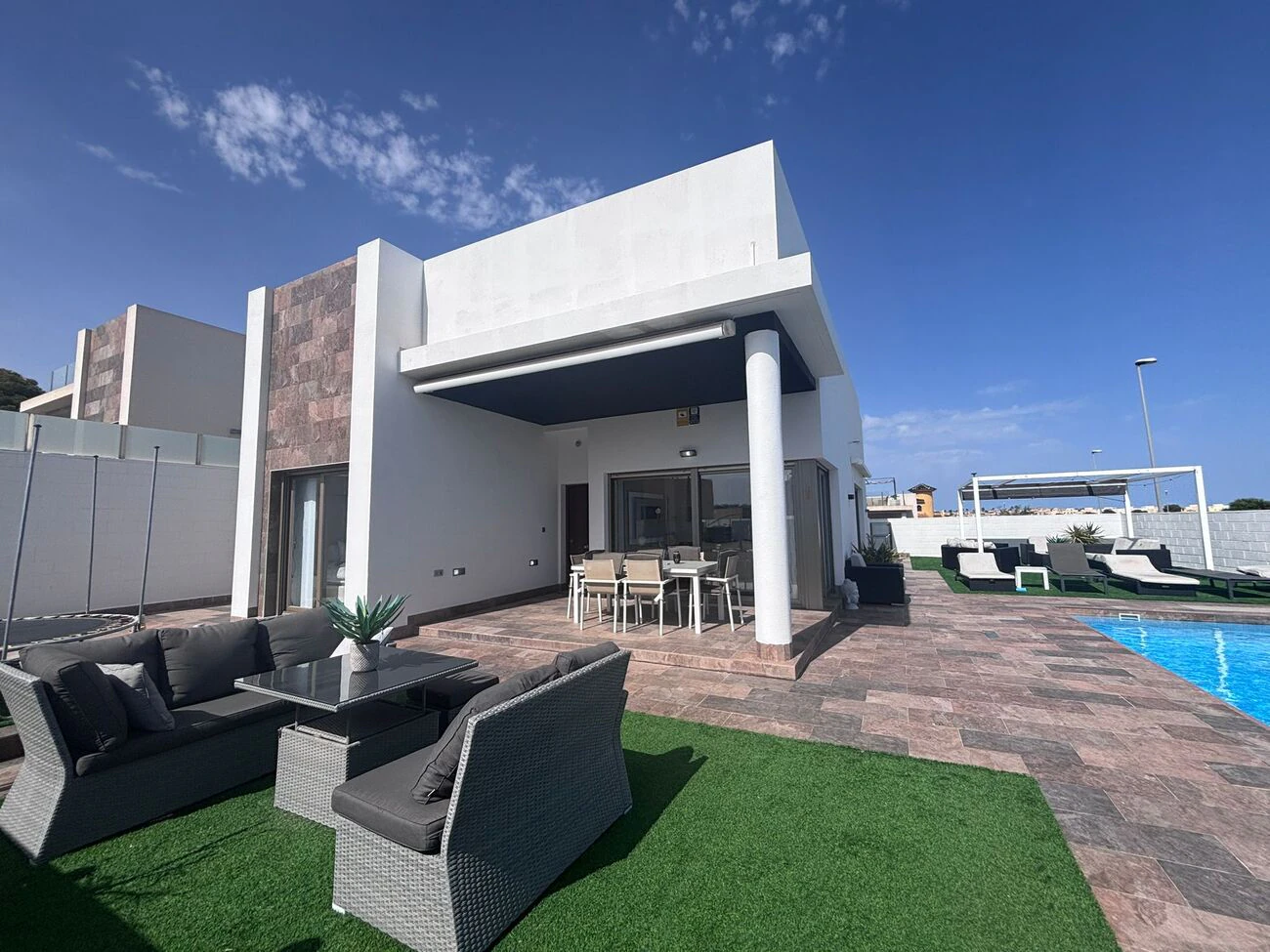 Villa til salg i Villamartin