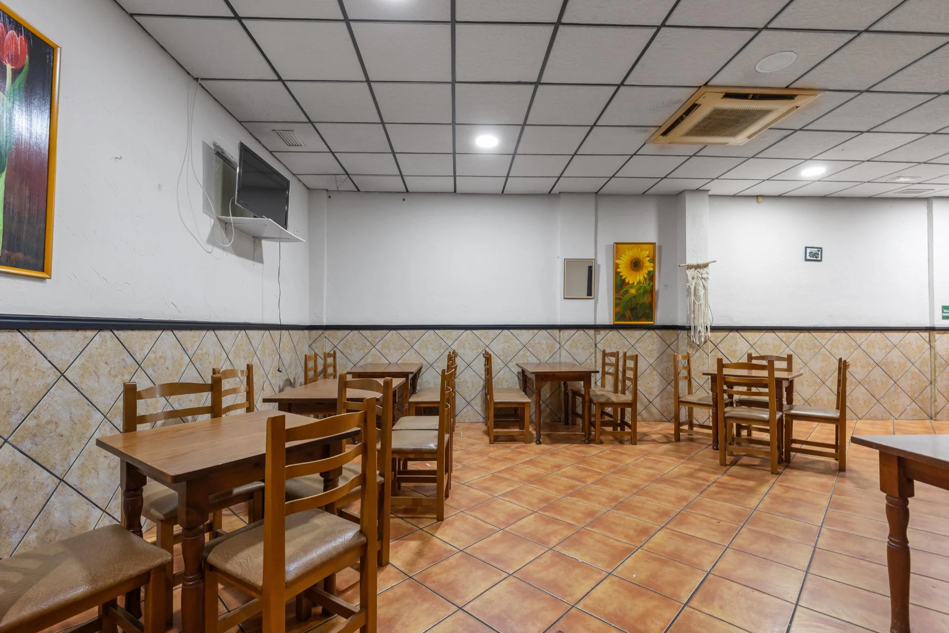 Local en Torrevieja Centro – Excelente Oportunidad de Inversión