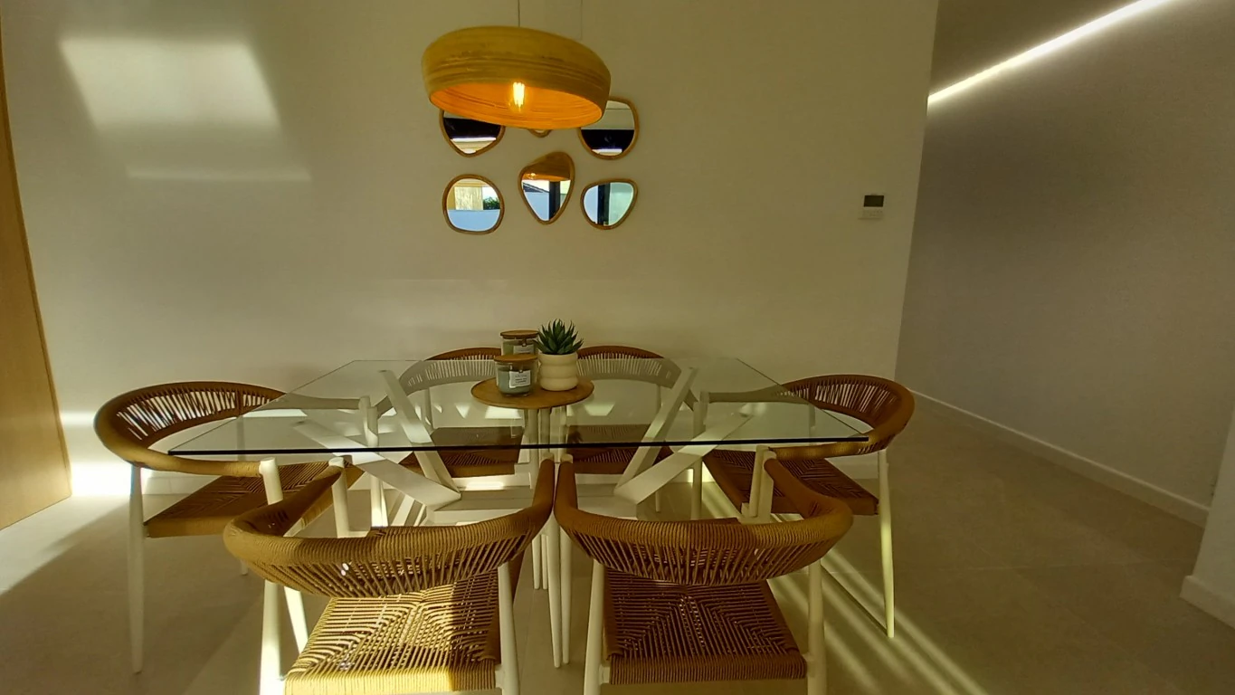 Villa te verkoop in El Chaparral