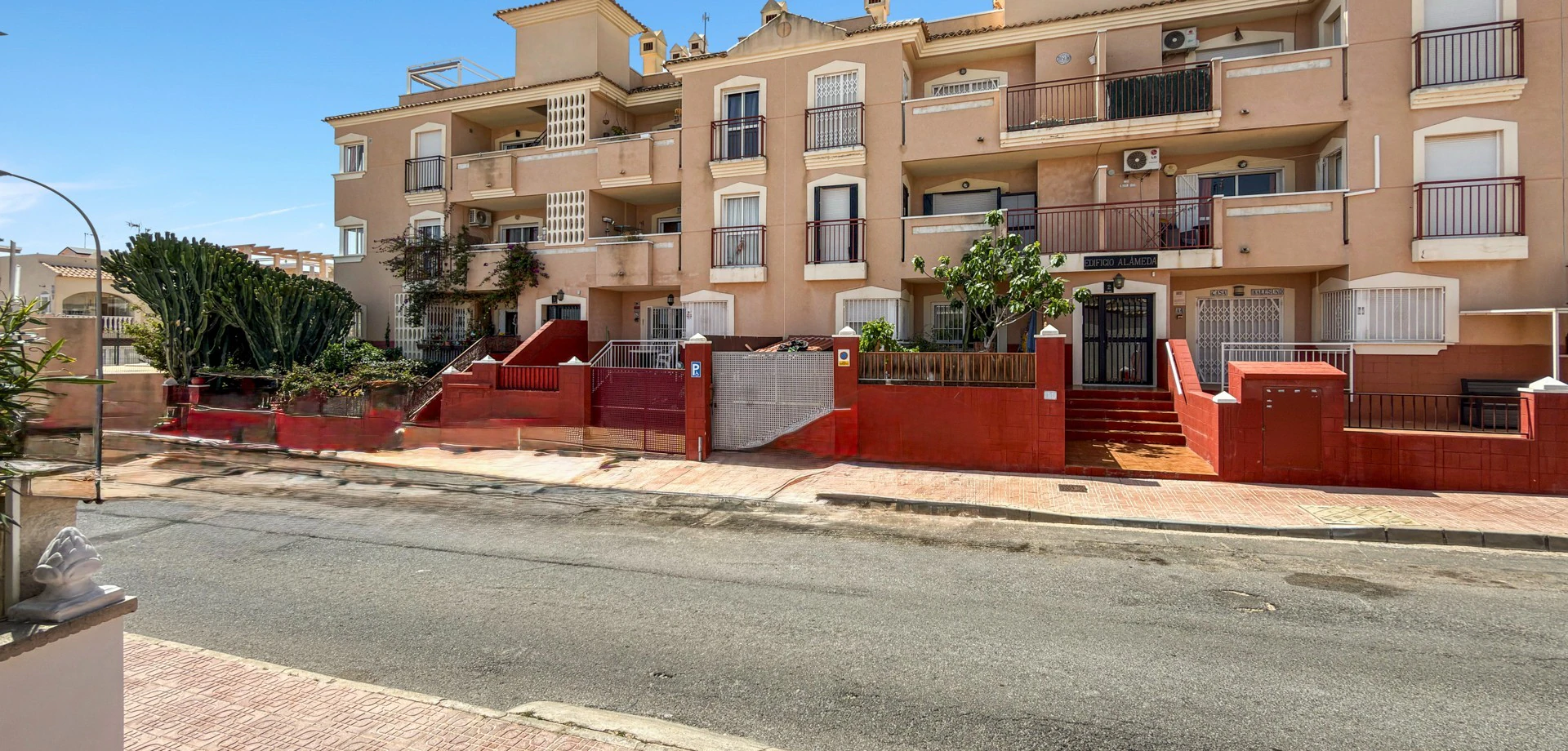 Terraced house for sale in Orihuela Costa