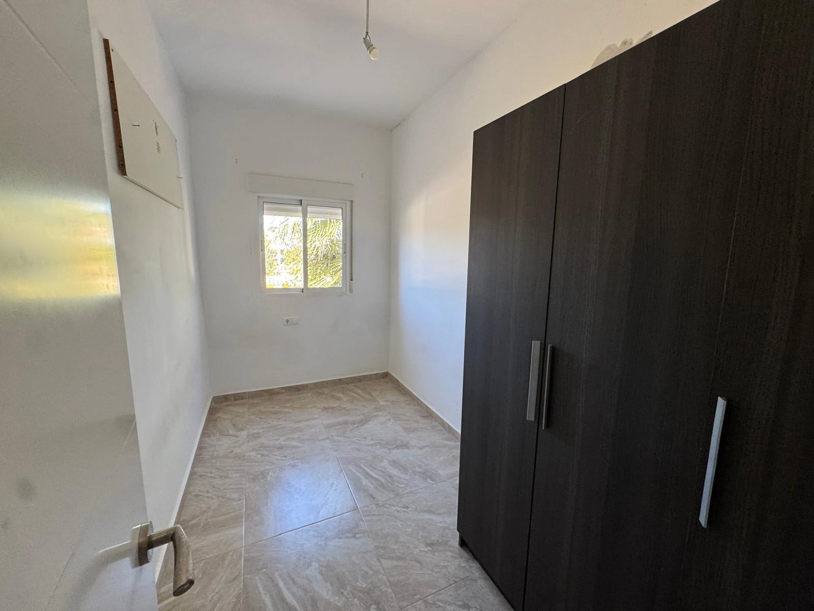 Chalet mitoyen avec grand terrain et magnifiques vues à Torrevieja – Quartier Los Balcones