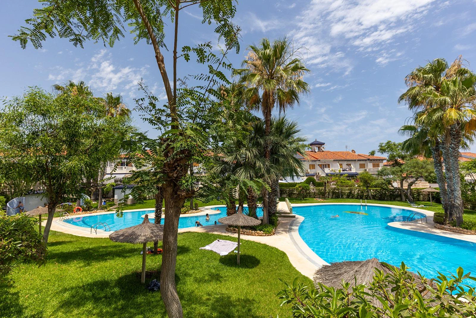Opportunité unique dans la prestigieuse urbanisation Parquemar à La Mata !