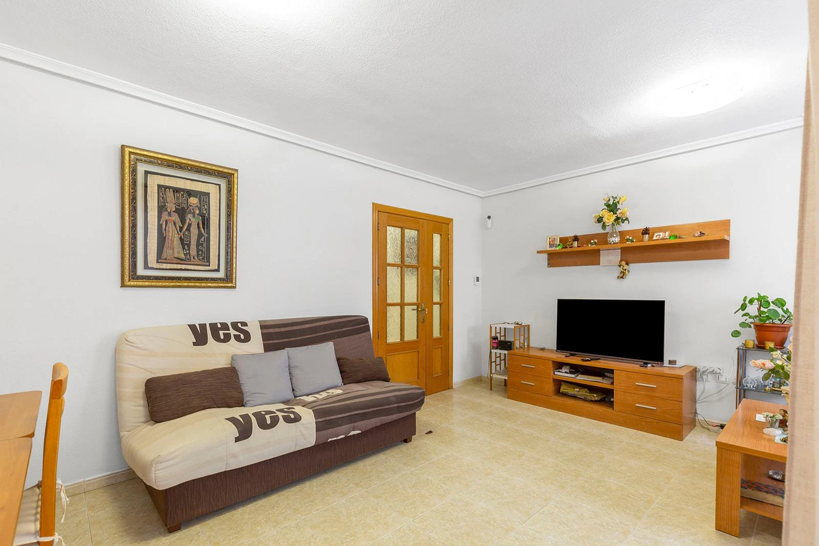Opportunity for 2 bedrooms with 2 bathrooms