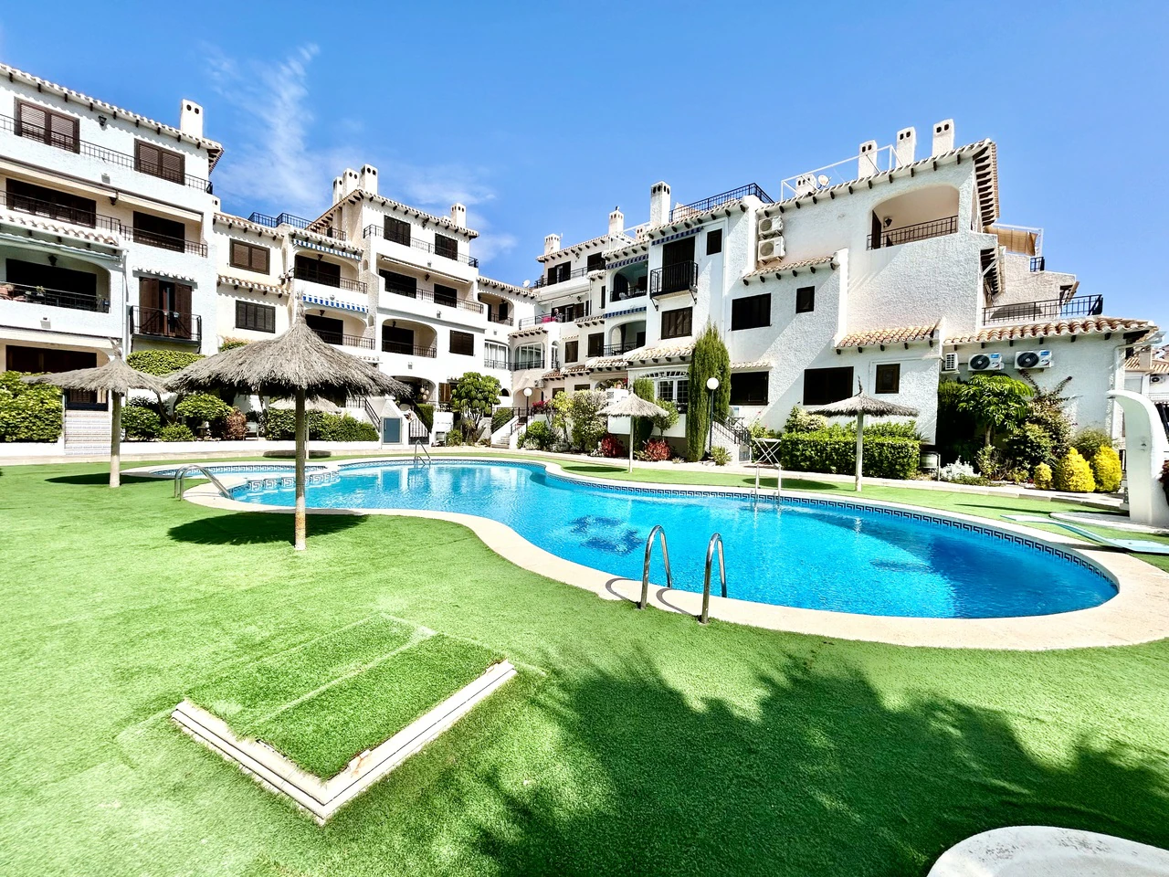 Stats Woning te verkoop in Cabo Roig