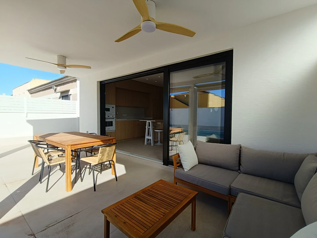 Villa te verkoop in El Chaparral