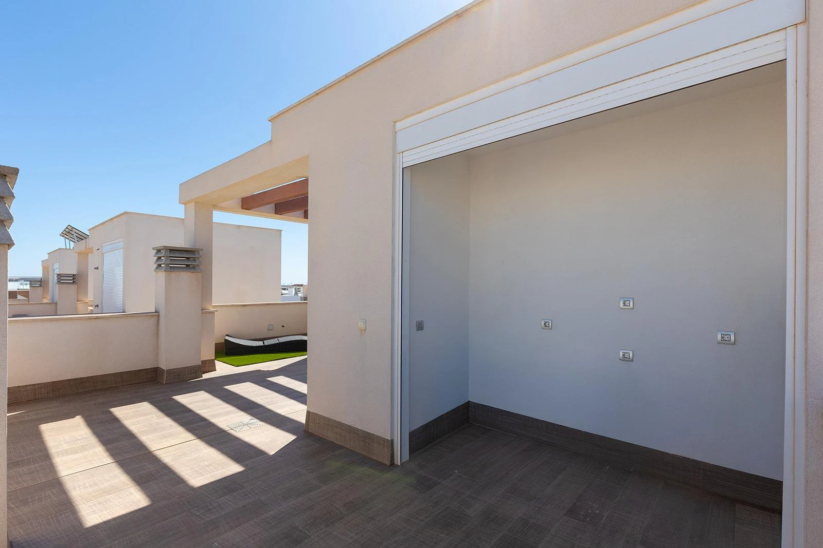 Opportunity: New Construction Villa in Pueblo Bravo