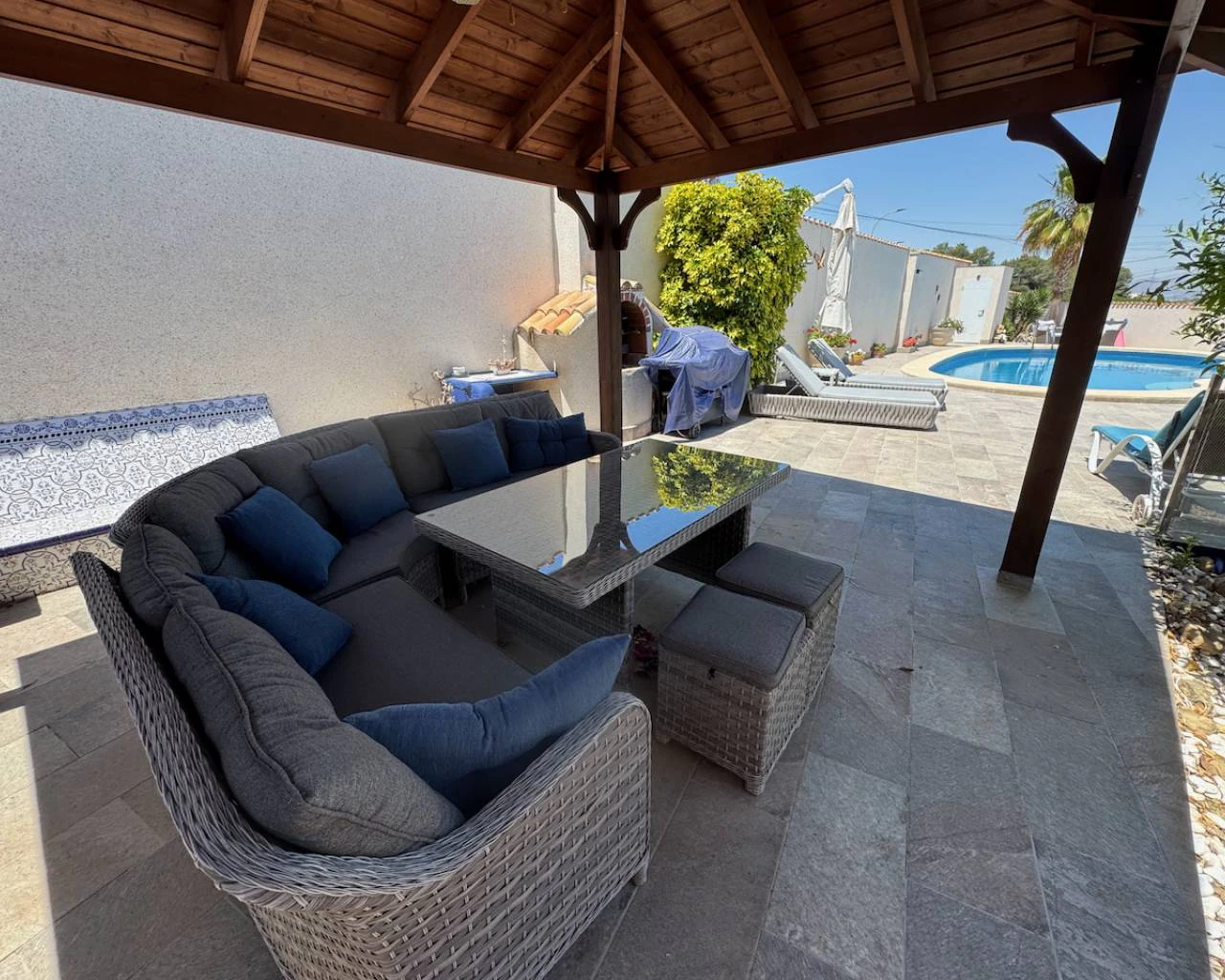 Villa for sale in Algorfa