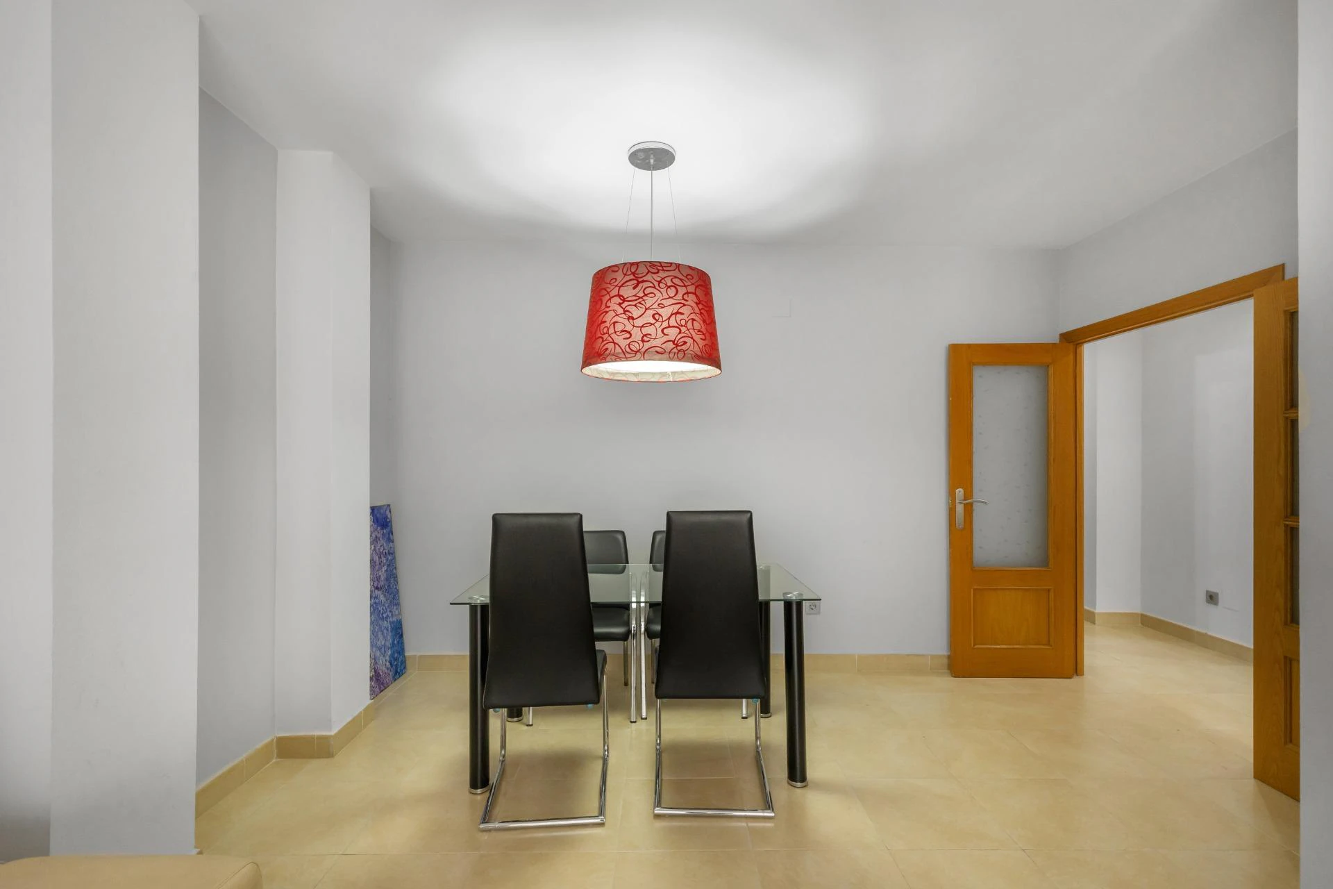Rymlig lägenhet med 4 sovrum i centralt område – Calle San Pascual (intill Calle Orihuela)