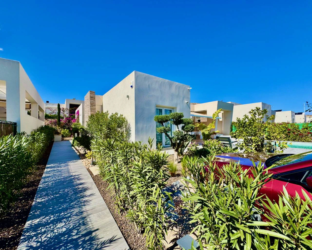 Villa for sale in La Finca Golf