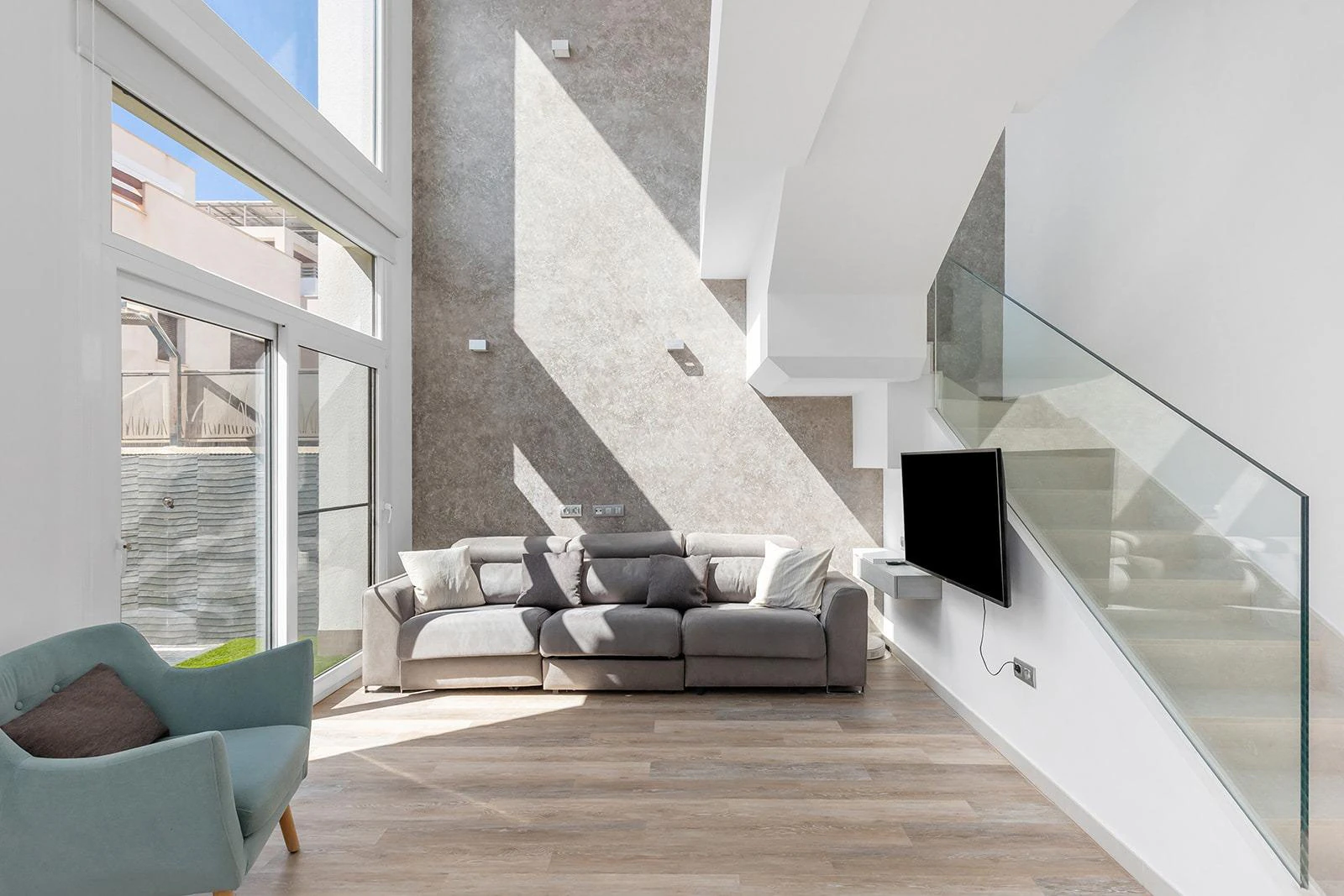 Opportunity: New Construction Villa in Pueblo Bravo
