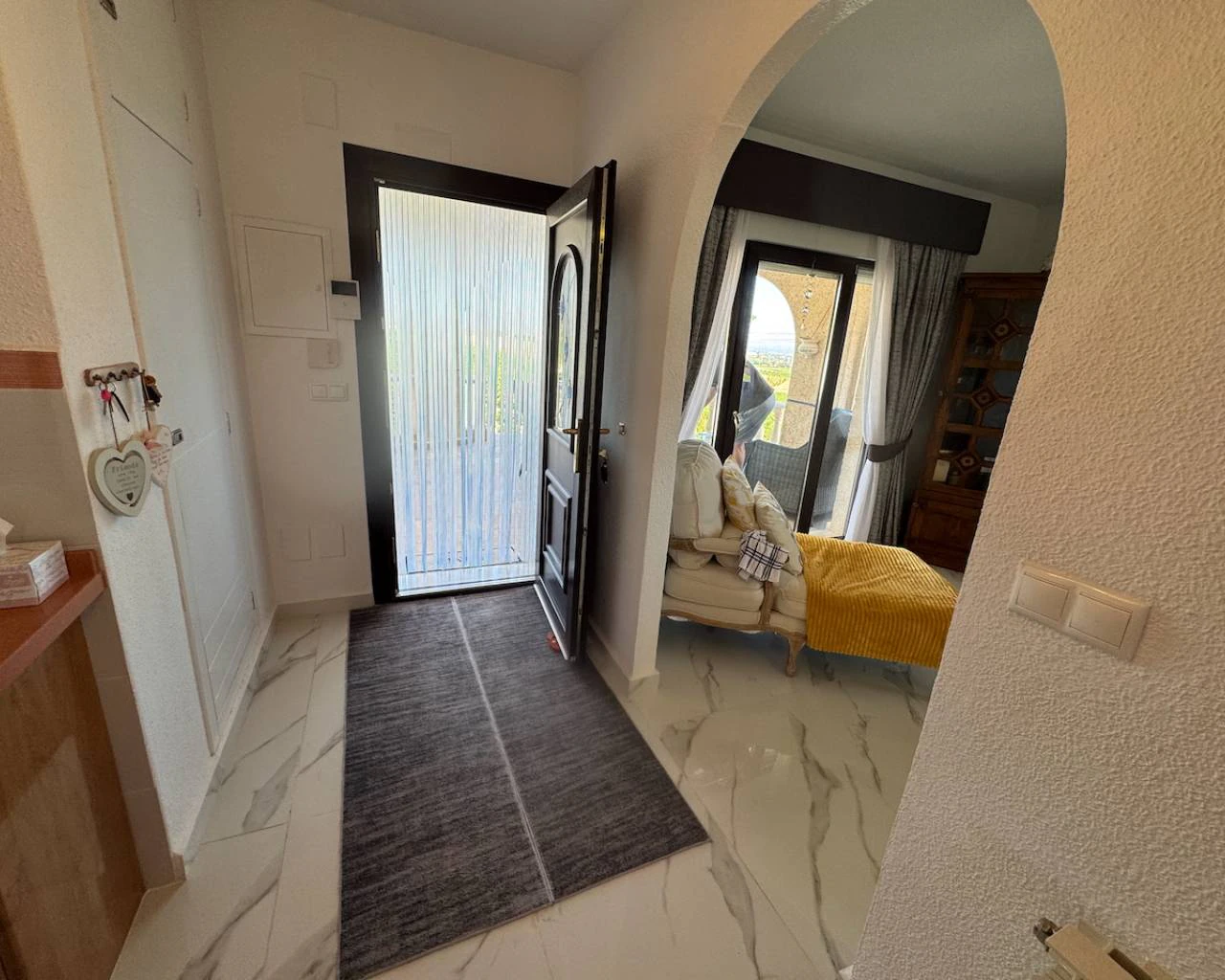 Villa for sale in Algorfa