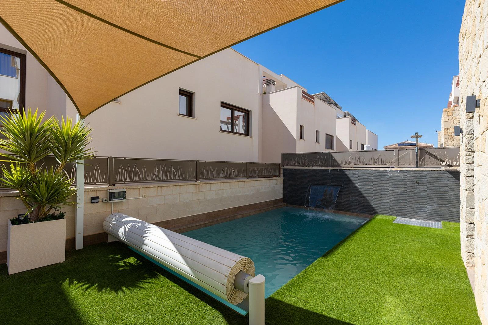 Opportunity: New Construction Villa in Pueblo Bravo