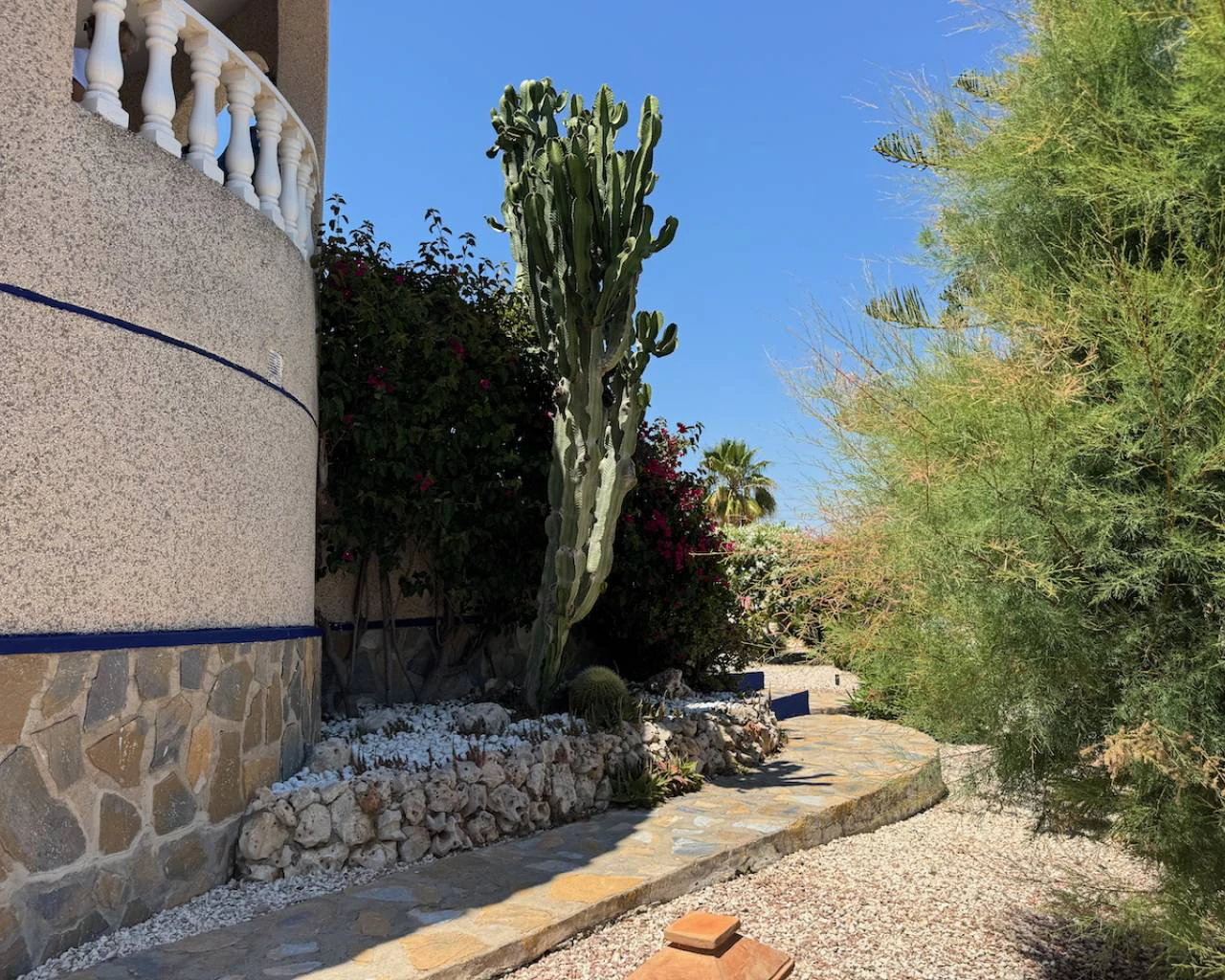 Villa for sale in Algorfa