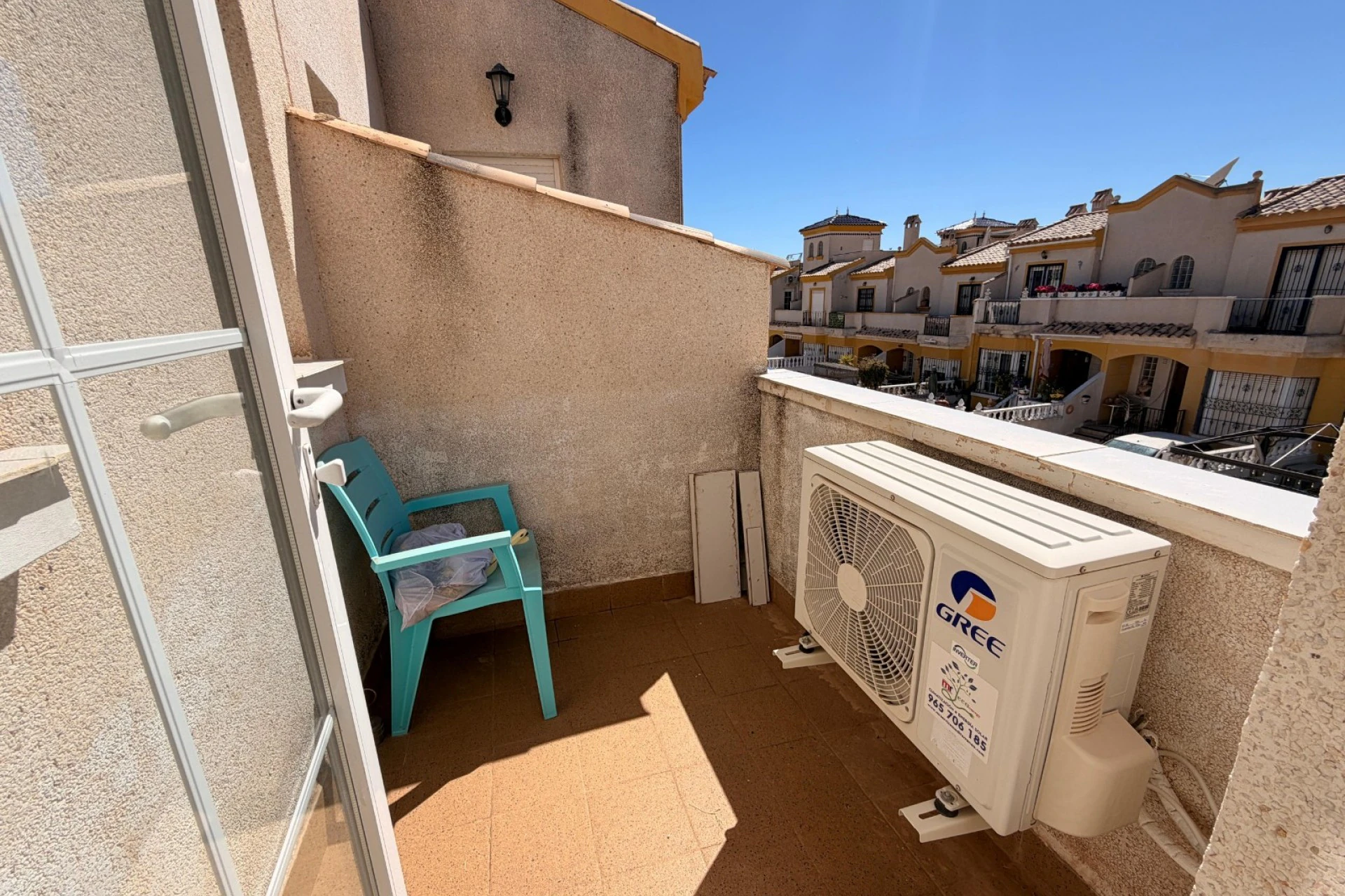 Maison jumelée à la vente à El Raso