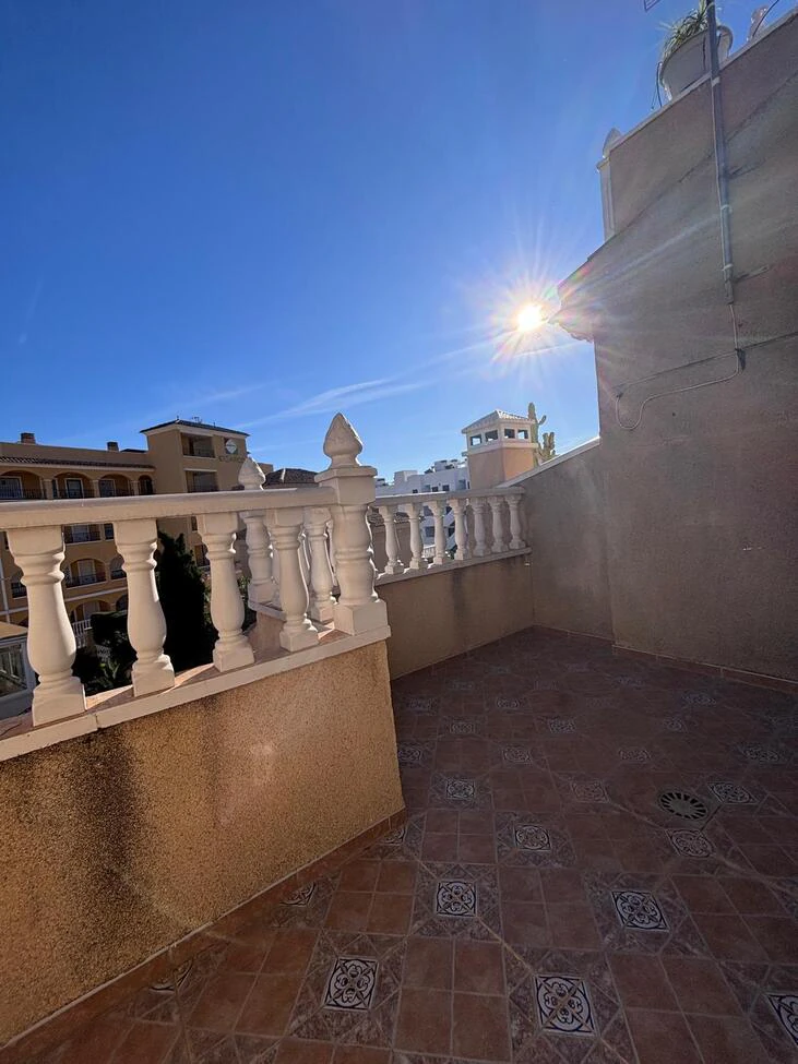 Terraced house for sale in Villamartin