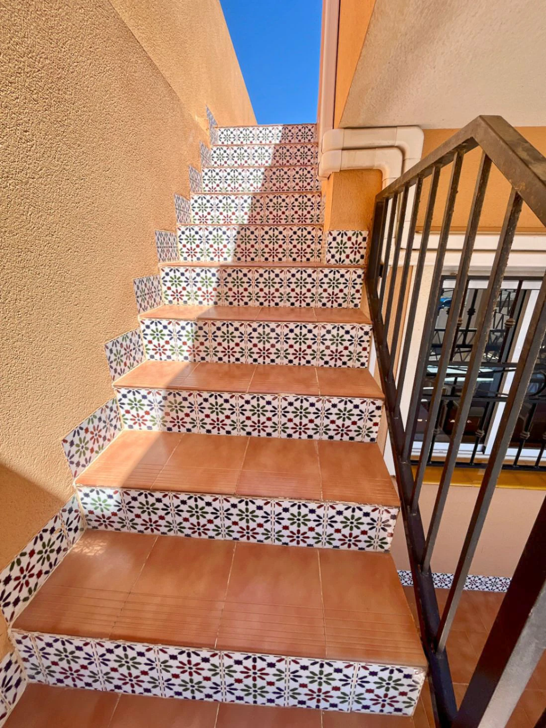 Modernised 2-Bedroom Bungalow for Sale in Dream Hills II Roof Terrace Open Views