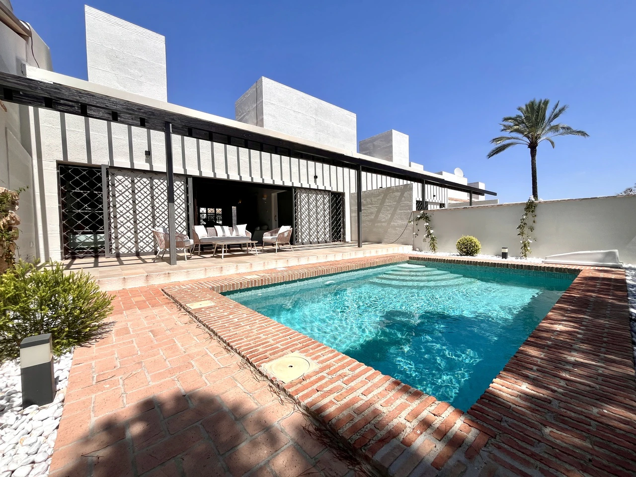 Geschakelde woning te verkoop in Sucina